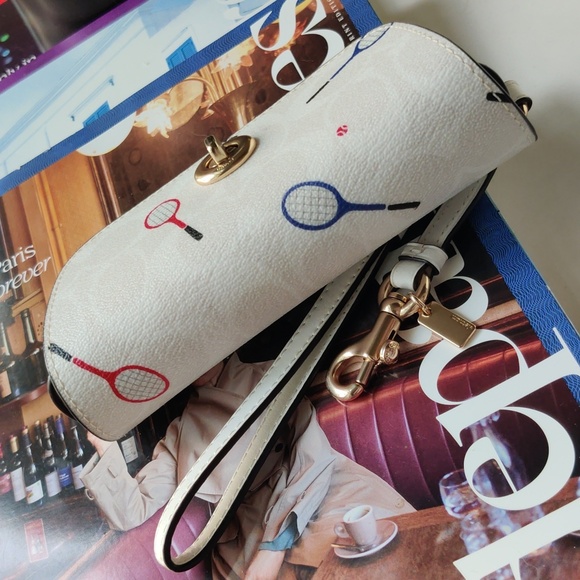 Coach Sunglass Case In Signature Canvas With Racquet Print - Picture 5 of 7